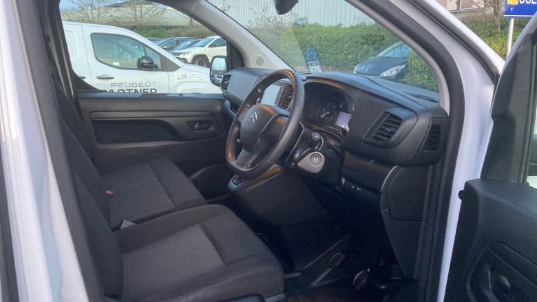 Citroen Dispatch M Diesel 1400 2.0 BlueHDi 145 Van Enterprise Edition